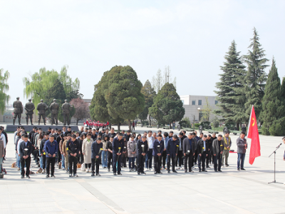 Ѹ ׷tɫӛ--˾M_չ߼Ӣҡ}(dng)